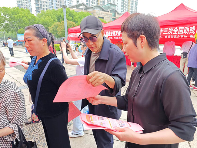 【民法典宣傳月】行政第三黨支部開展“美好生活 民法典相伴”主題黨日活動(dòng)(圖3)